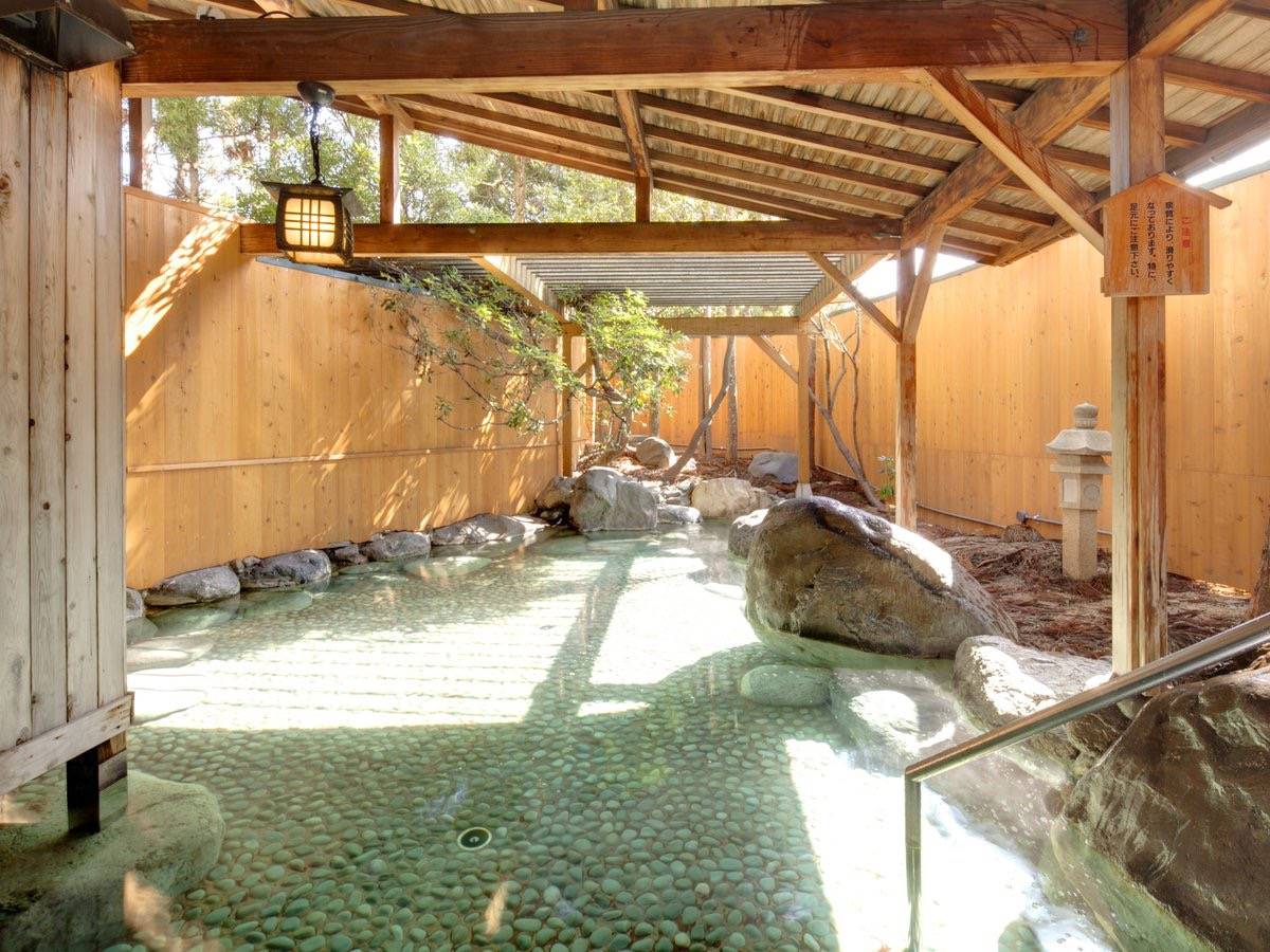 ＜コース番号：T3073＞【大阪・奈良発着】名湯！三朝温泉と足立美術館たっぷり150分滞在！＆山陰みどころ周遊2日間