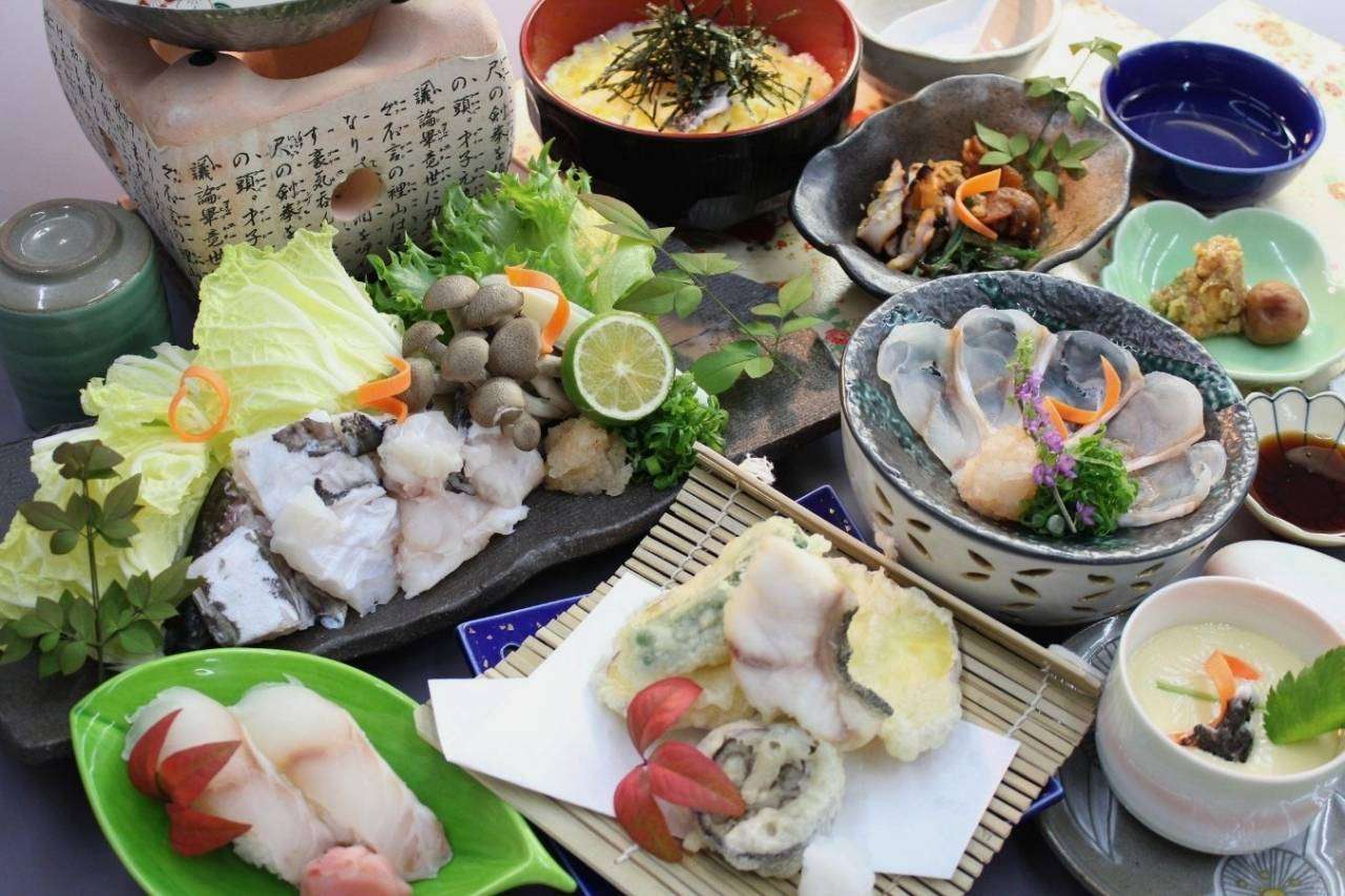 ＜コース番号：T2926＞【大阪発着】幻の高級魚クエ尽くしのフルコースと温泉館「海の里」みちしおの湯ご入浴